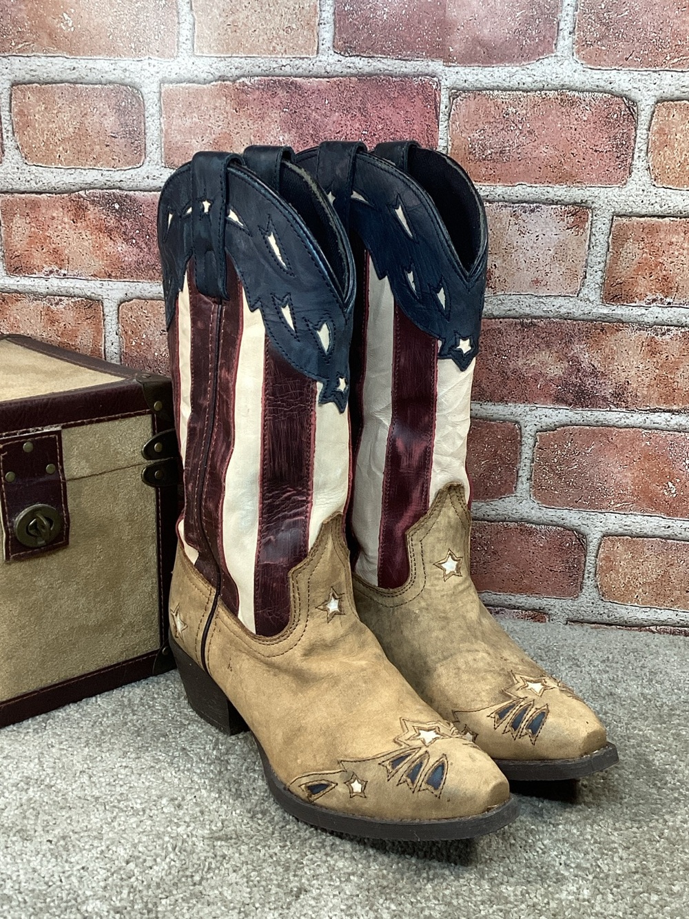 Laredo Keyes Stars & Stripes womens western cowboy boots size 6